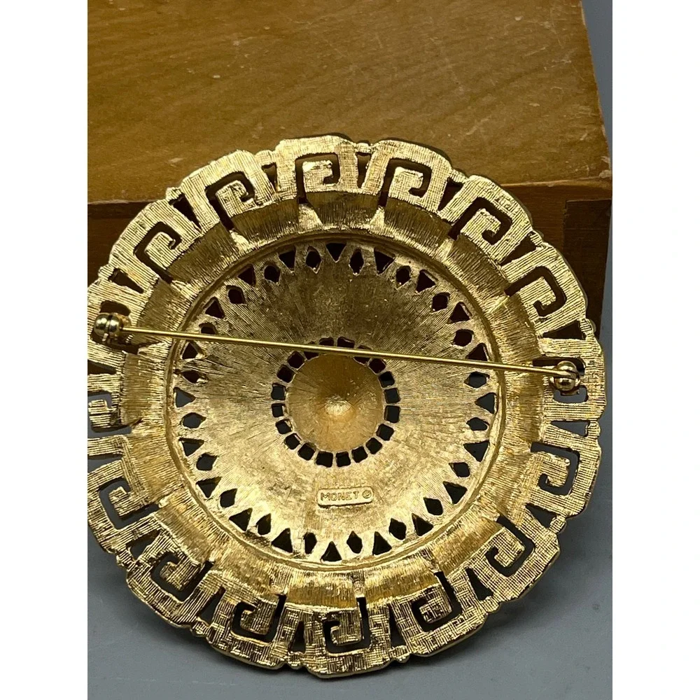 Vtg 60's/70s Signed Monet Etruscan‎ Greek large Medallion Brooch Book Piece